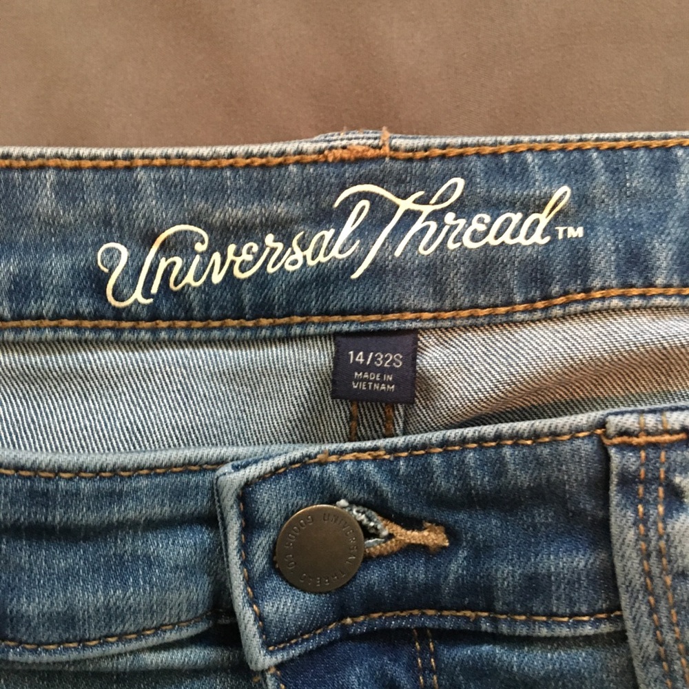 Mid Rise Jeggings - Picture 3 of 4